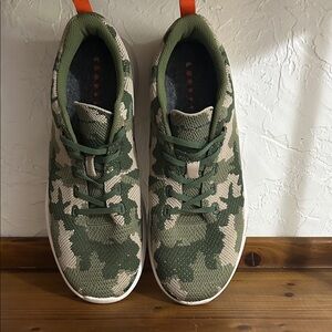 Peter Millar Olive Camouflage Sneakers
Size 12